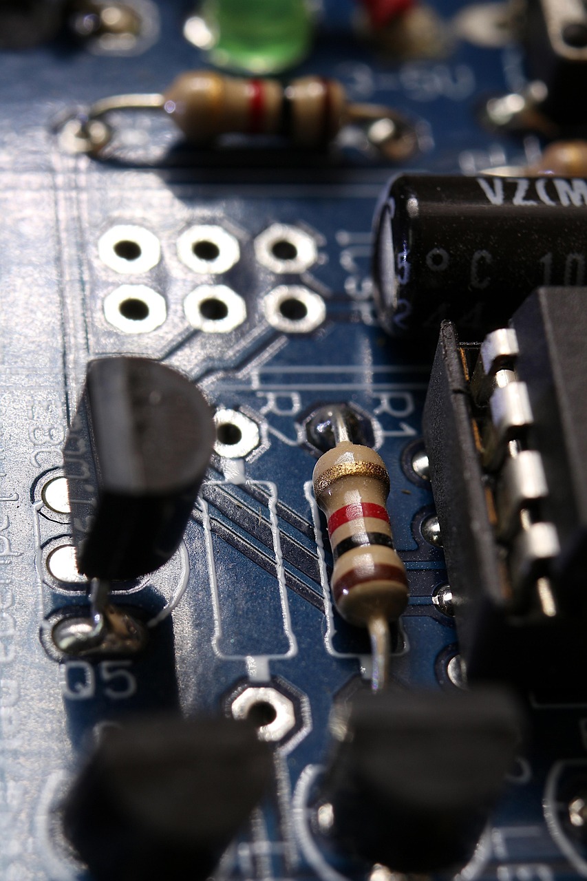 electronic components resistors capacitors